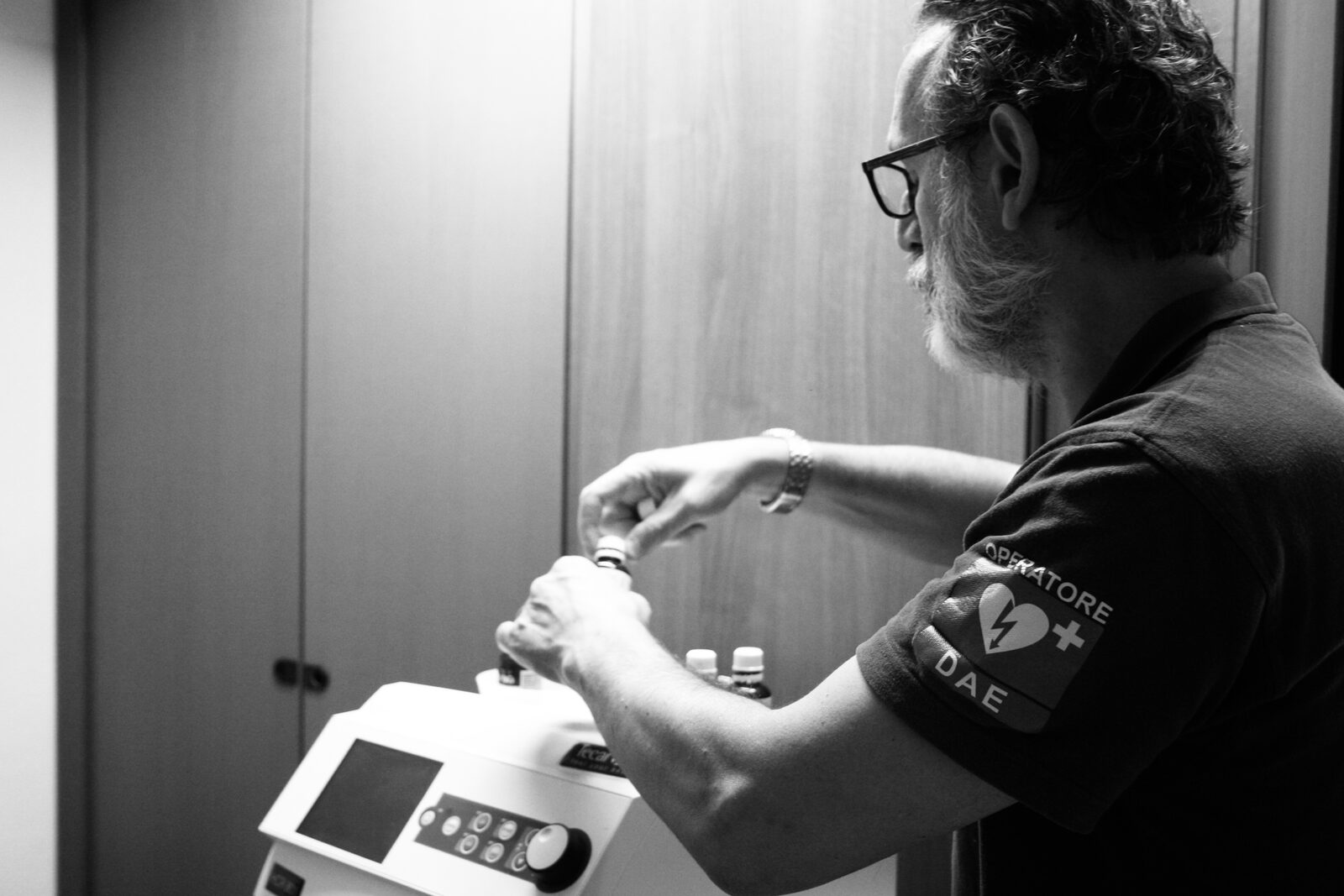Antonio Ventrella durante una seduta di terapia strumentale